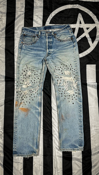 32 X 31 : ROADRASH STUDDED JEANS V2