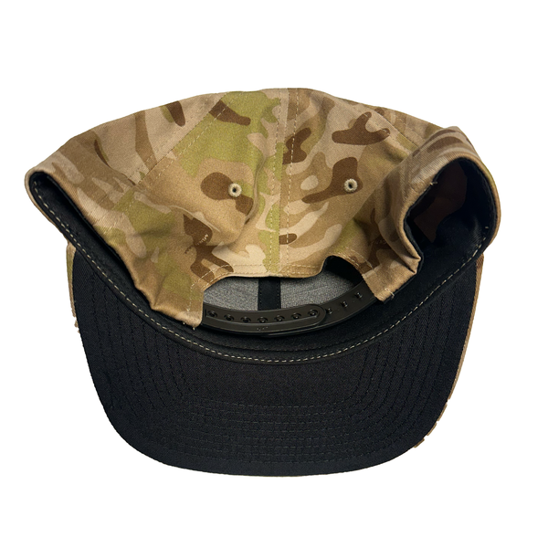 CAMO BLOOD N TEXT SNAPBACK