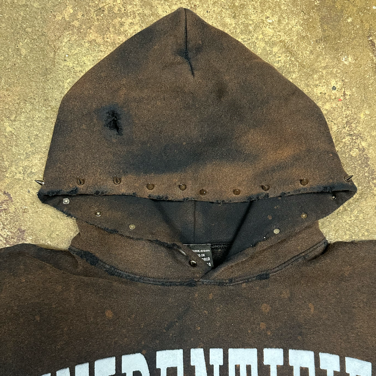 L : UNIDENTIFIED BODY HOODIE