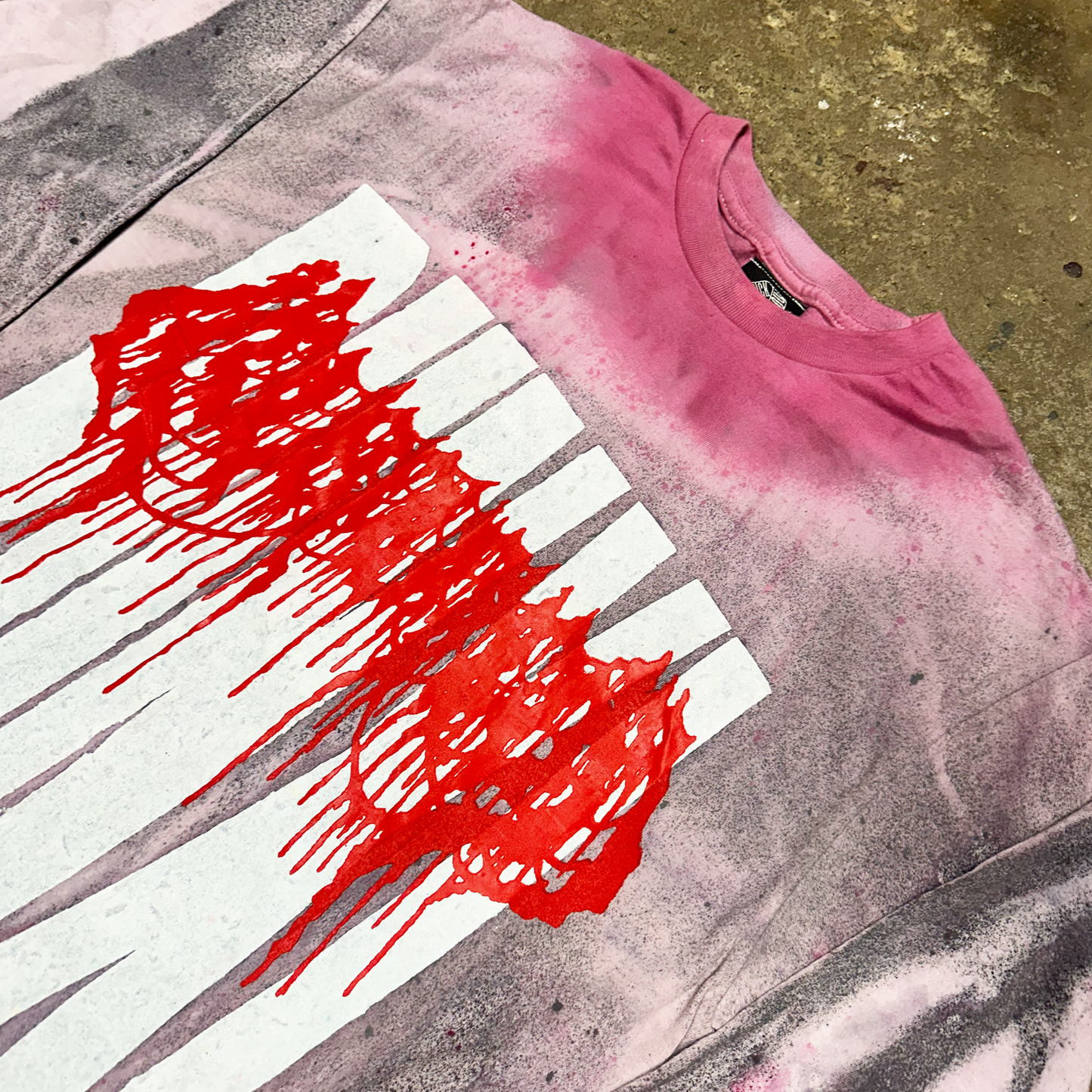 M : NECK & WRISTS LONG SLEEVE