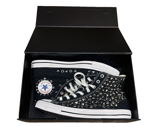PUNX STUDDED CONVERSE