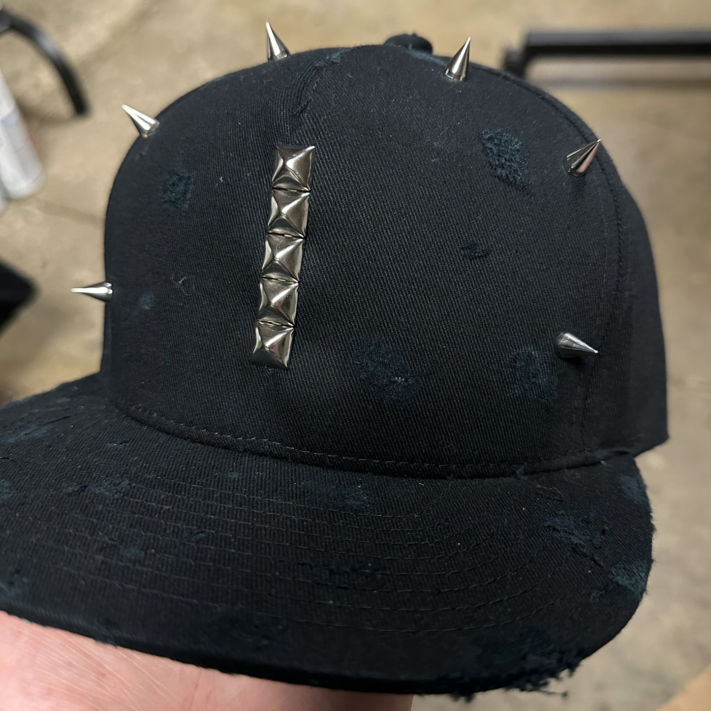 CROWN STUDDED SNAPBACK
