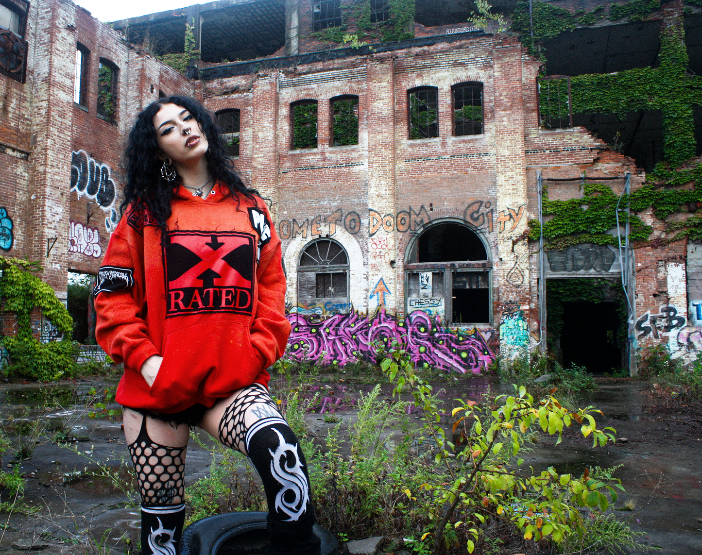 XL : SUNBLEACHED X RATED HOODIE