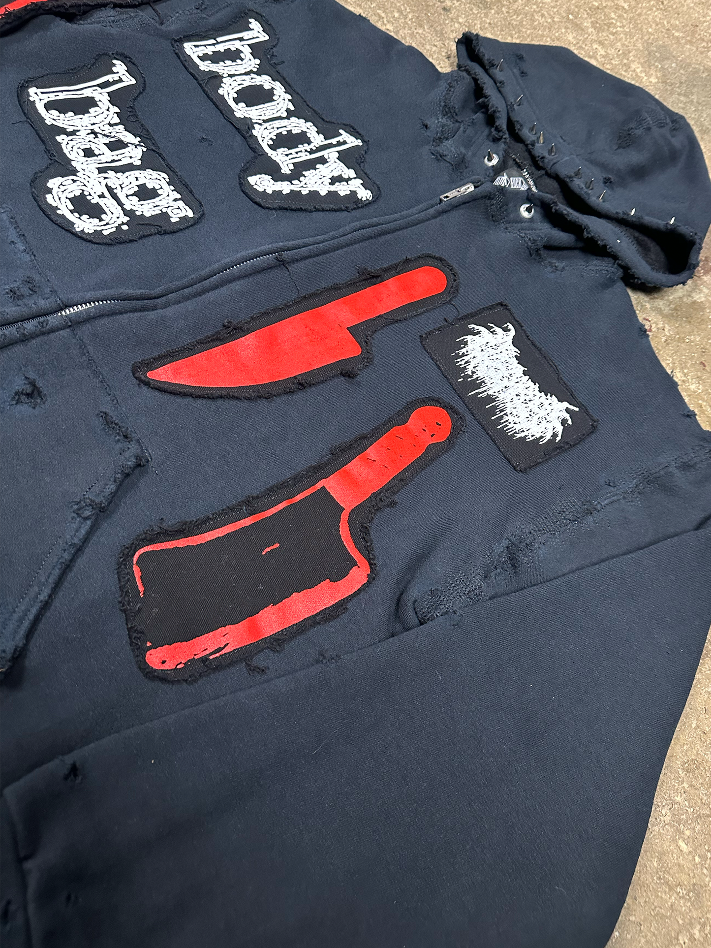 M : BODY BAGGER ZIP UP