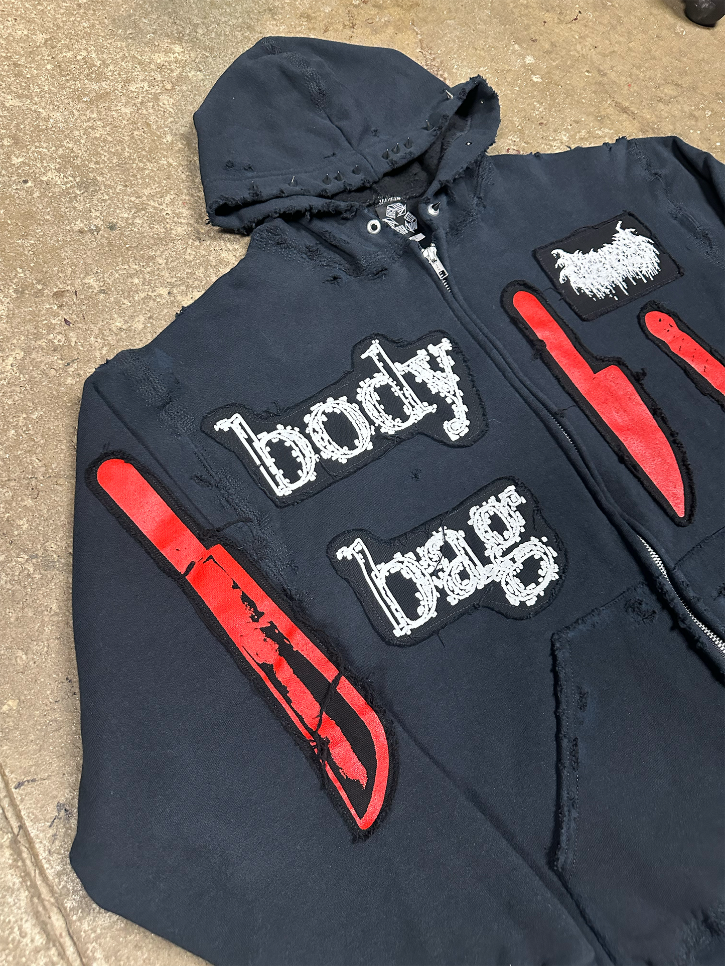 M : BODY BAGGER ZIP UP