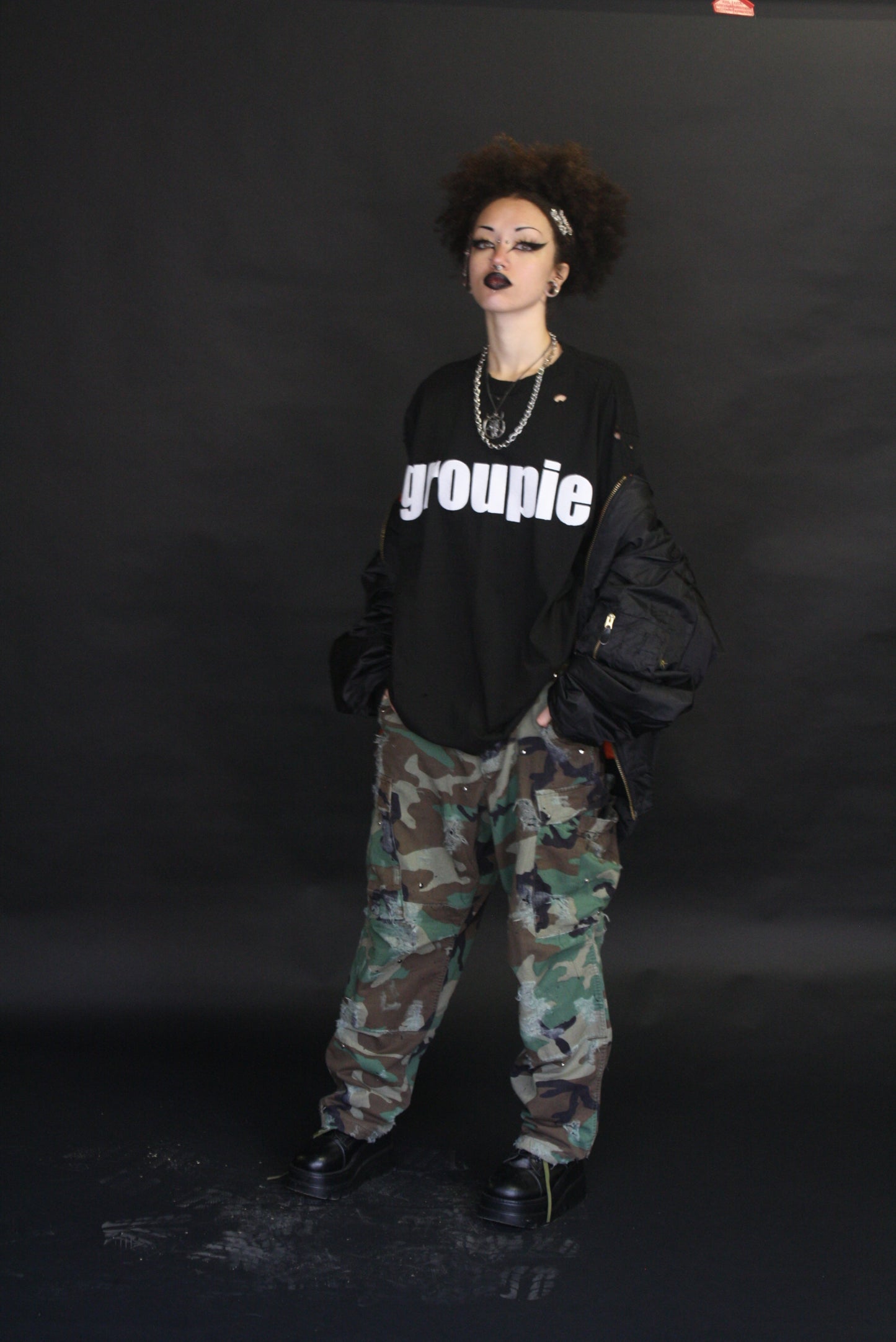 32 X 32 : DIAMOND CAMO CARGOS