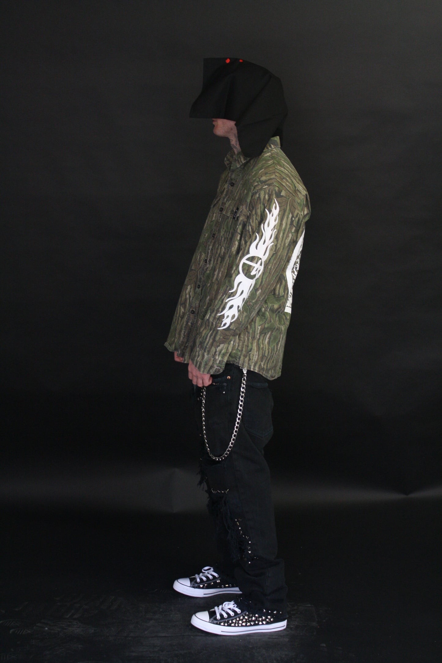 XL : FLAMES OF HELL CAMO SHIRT