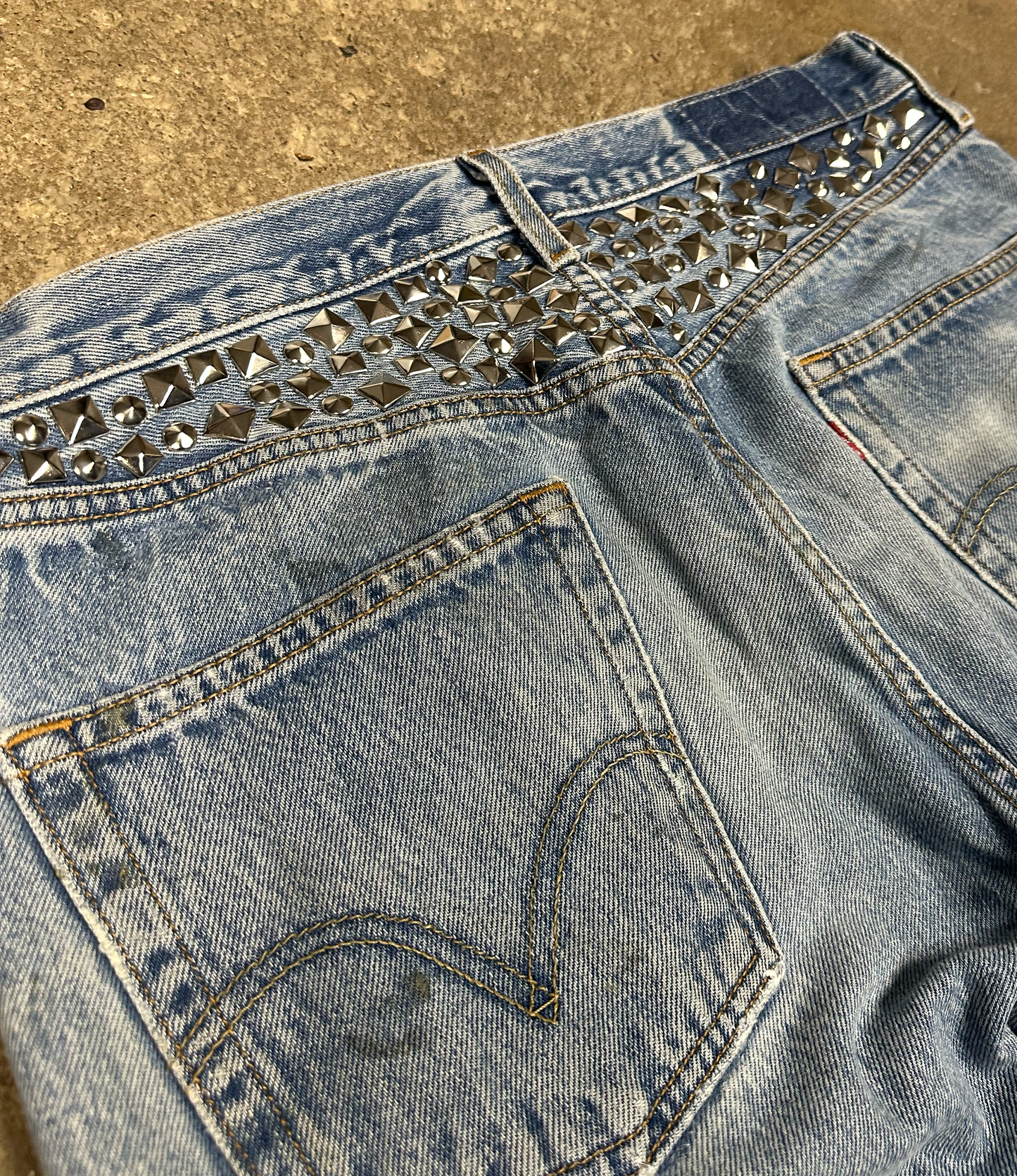 33 X 34: ROCKSTAR DENIM