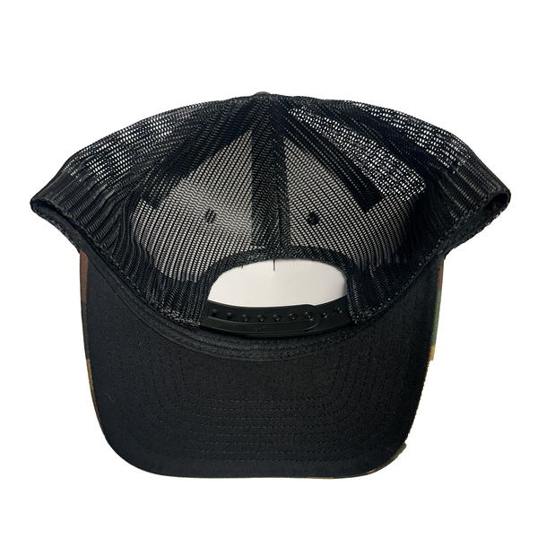 CAMO BLOOD N TEXT TRUCKER