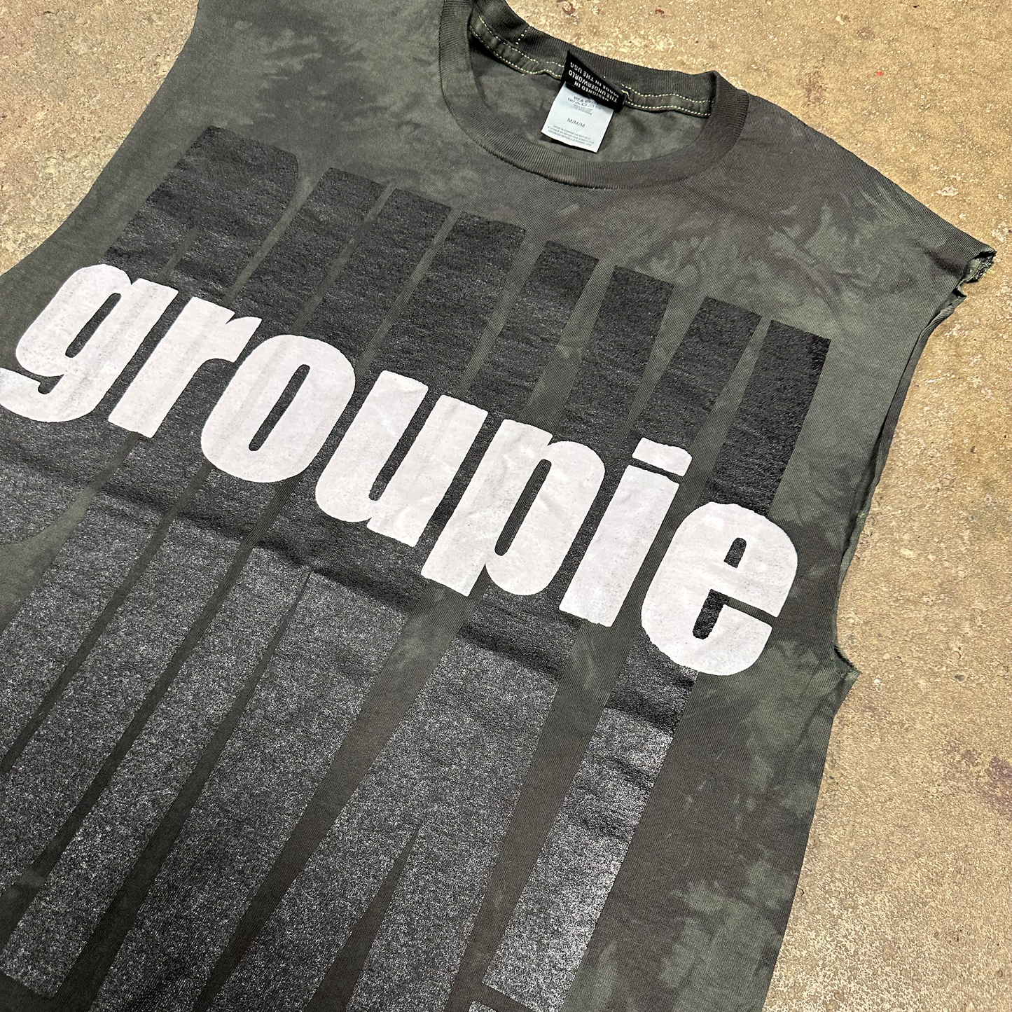 M : OBJECT DYED CUT OFF