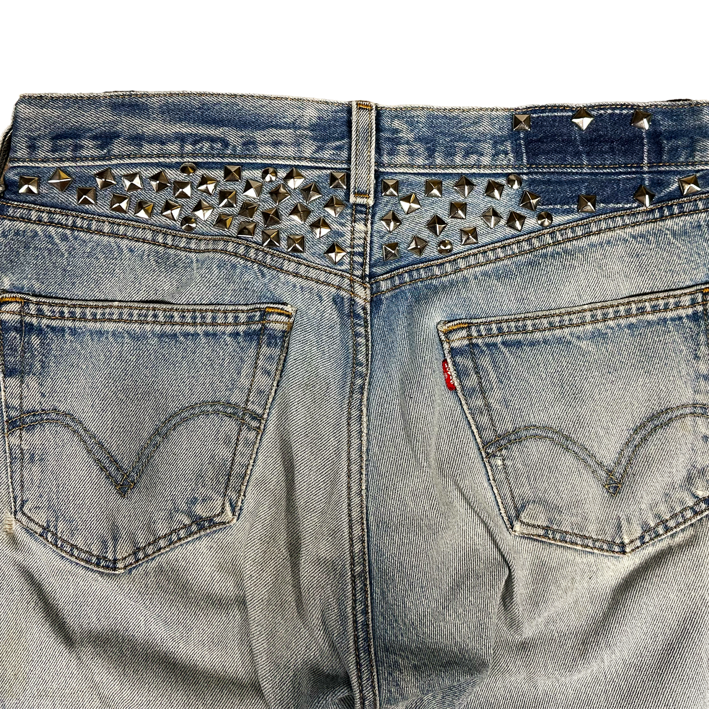 32 X 31 : ROADRASH STUDDED JEANS V2