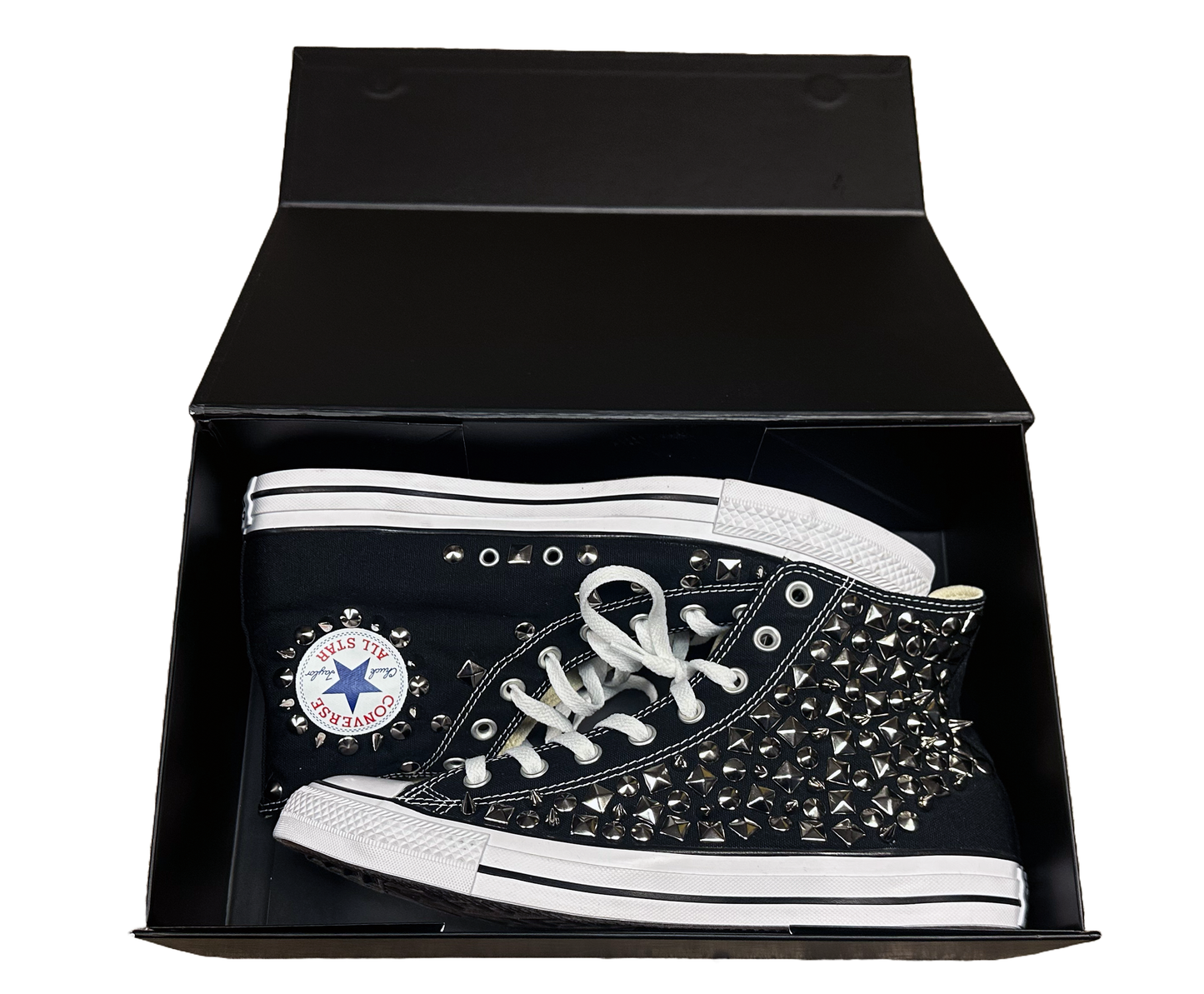 PUNX STUDDED CONVERSE