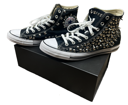 PUNX STUDDED CONVERSE